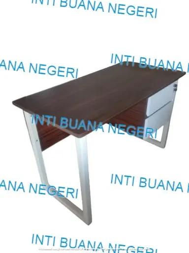 Meja Guru 002