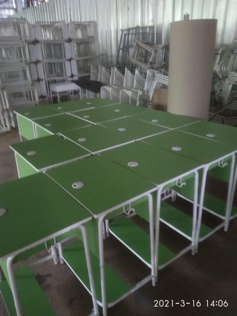 Meja Komputer
